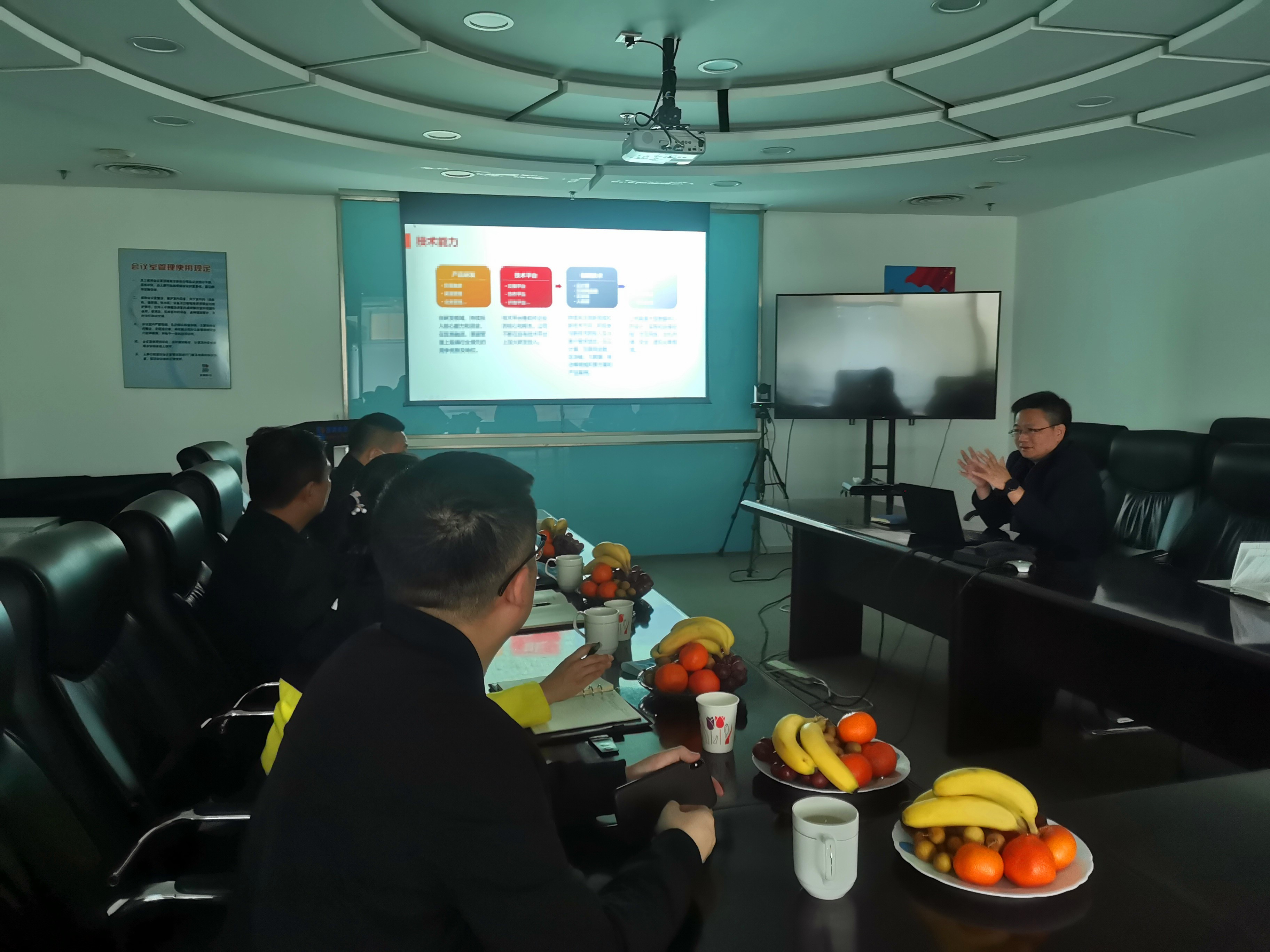 1-21051Z94625262.jpg 1-21051Z94625262.jpg