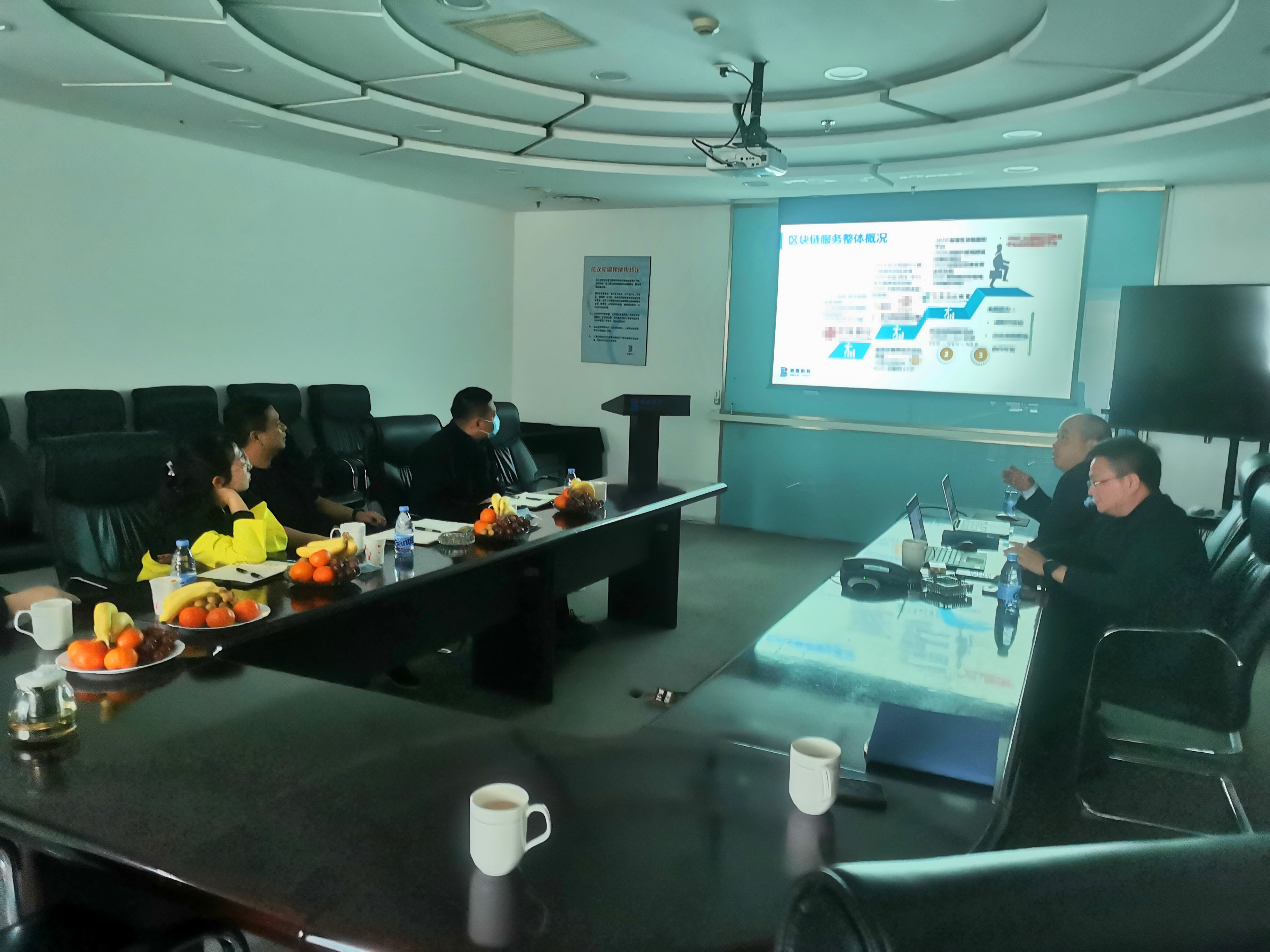 1-21051Z9463T35.jpg 1-21051Z9463T35.jpg