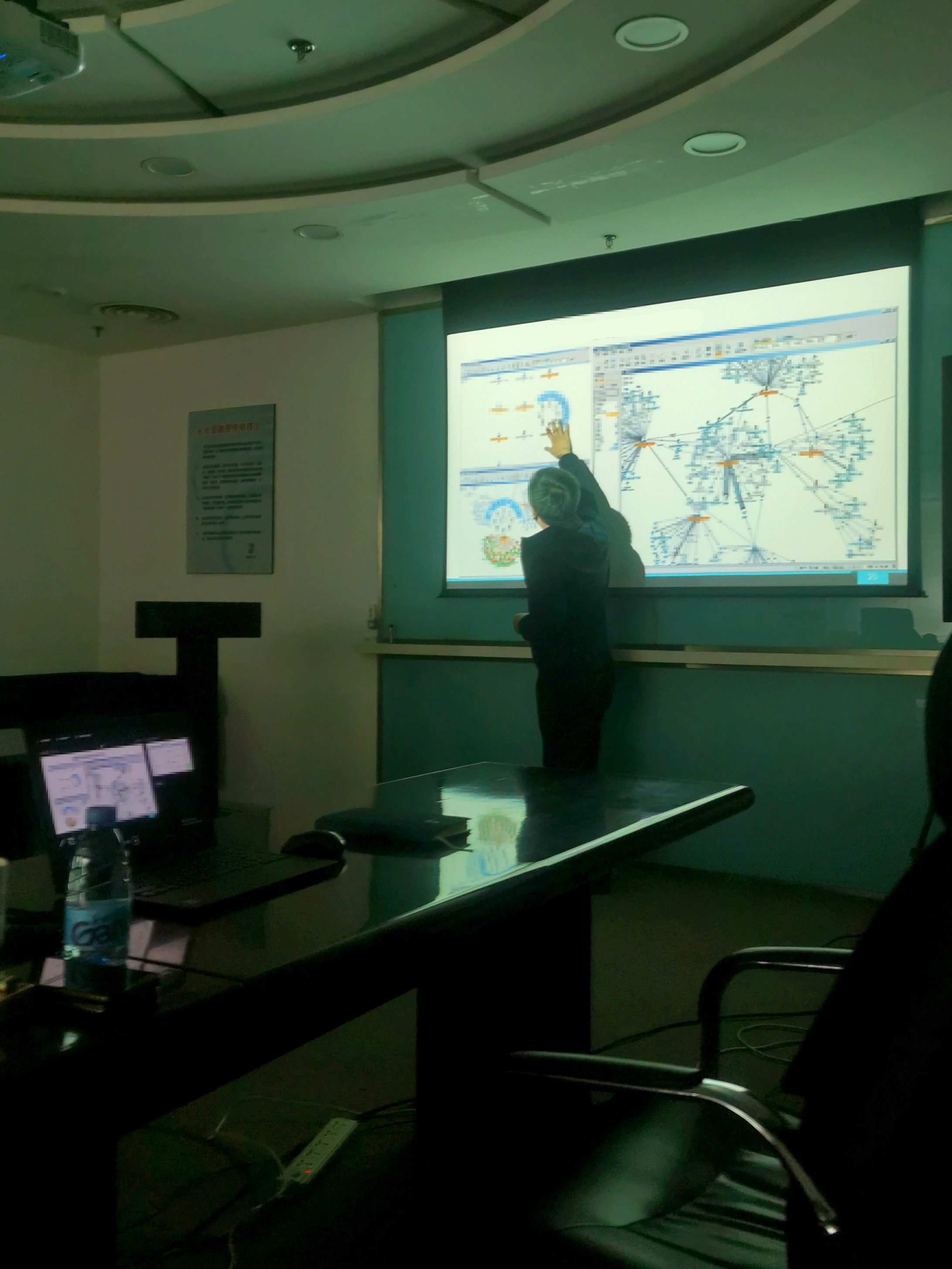 1-21051Z9464GA.jpg 1-21051Z9464GA.jpg